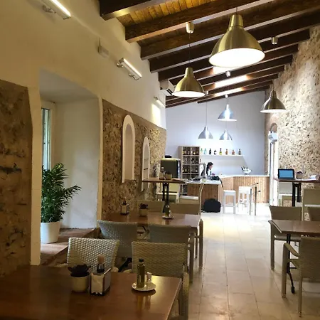 Hotel La Muralla 2*