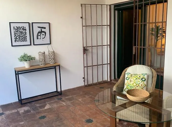 La Muralla Отель